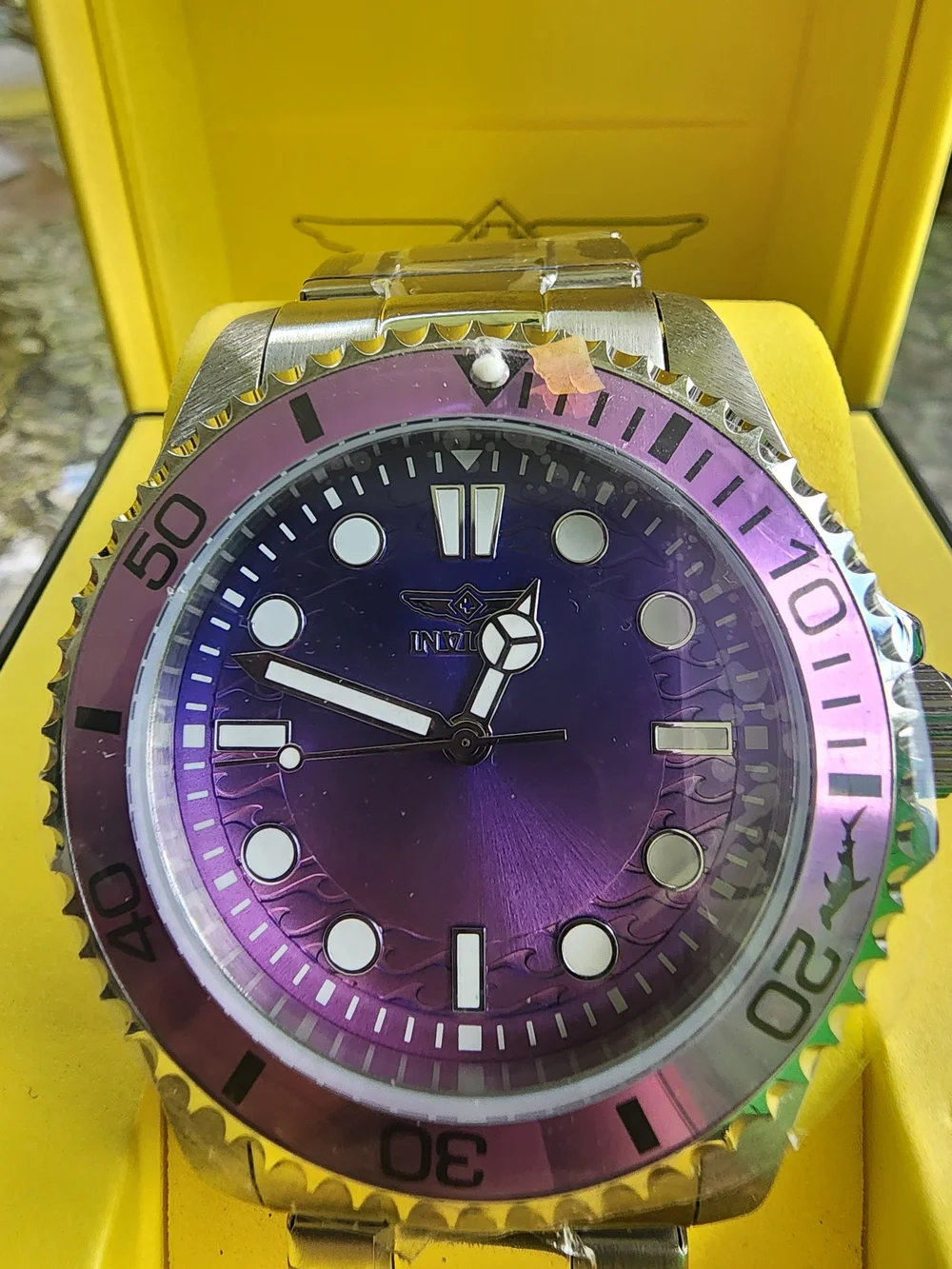 Invicta Men’s Pro Diver 43 Mm  Purple Dial Stainless Steel Dive Watch